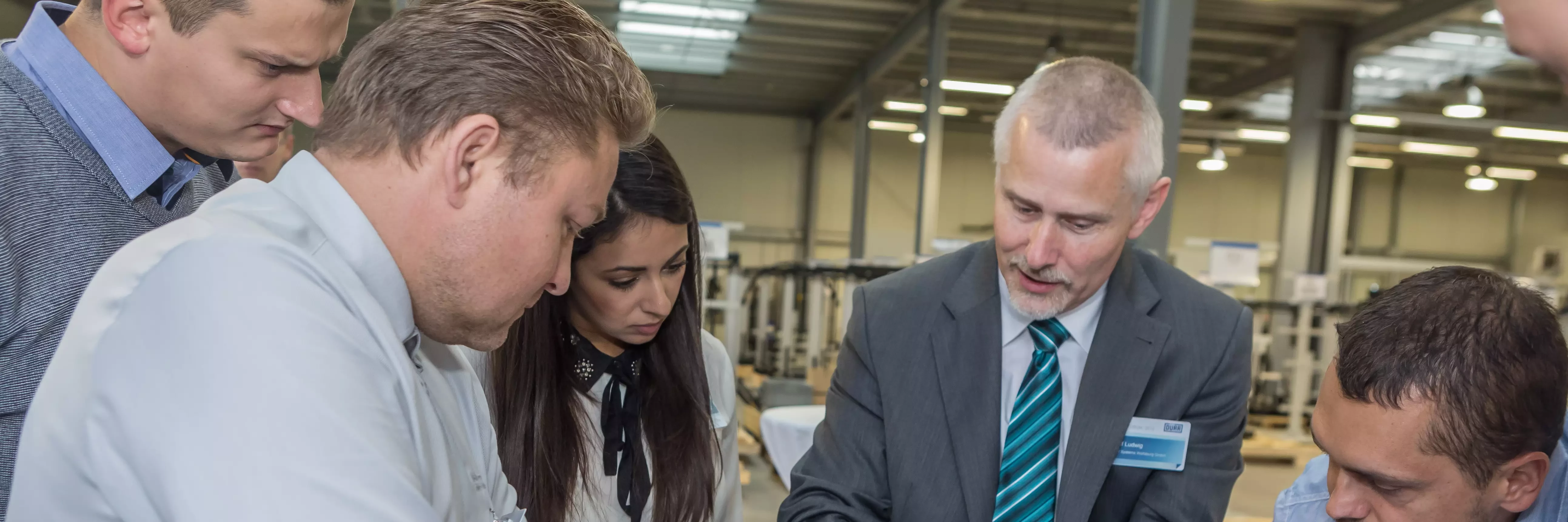 Dialog directly on the product: Ralf Ludwig explains the functionalities and areas of application for the individual products