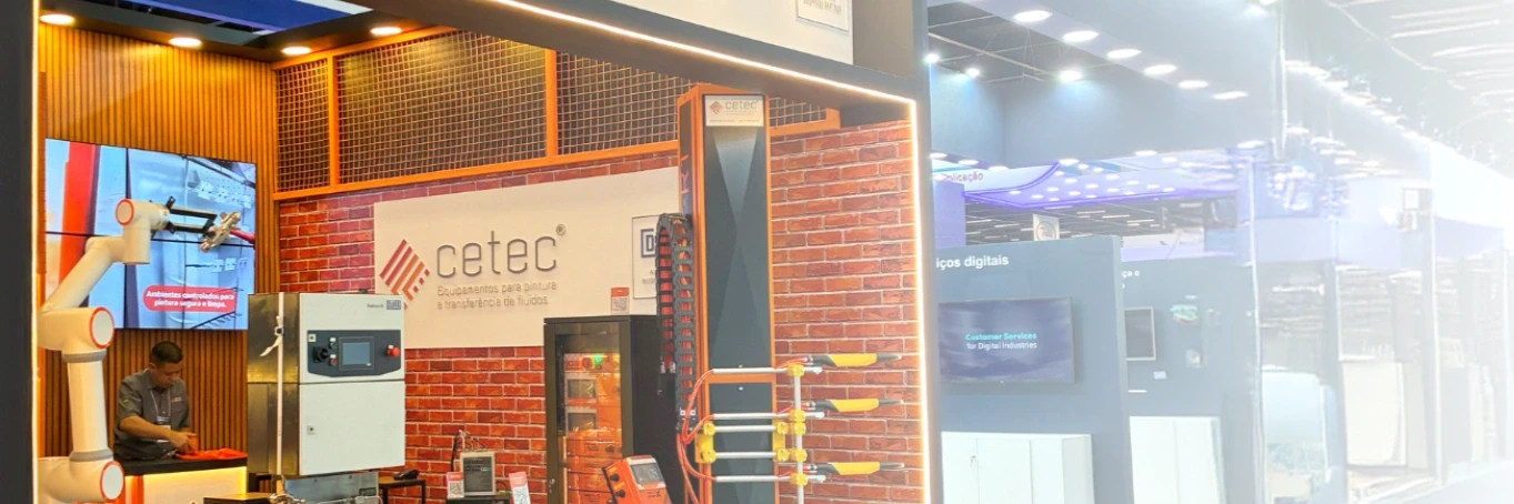 Presenting the industrial paint range at a fair