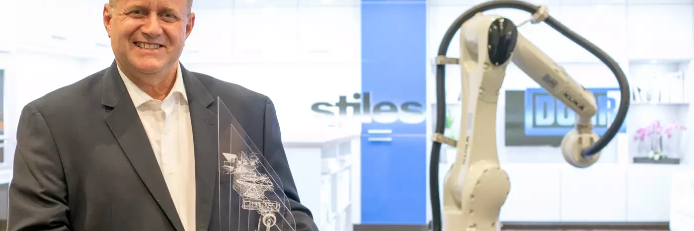 Visionary New Product Award for Dürr´s ready2spray paint robot